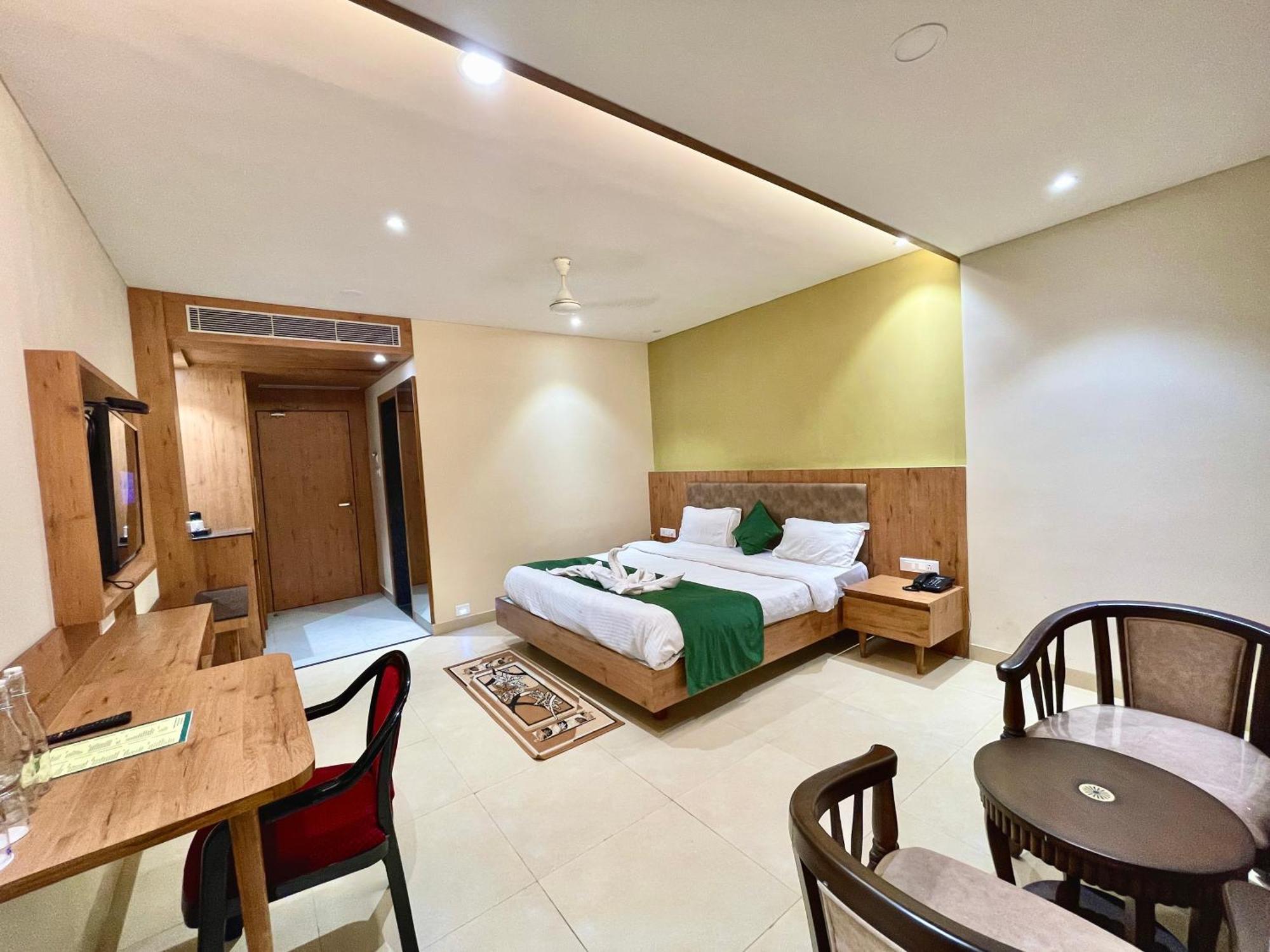Hotel Rockbay, Puri Swimming-Pool, Near-Sea-Beach-And-Temple Fully-Air-Conditioned-Hotel With-Lift-And-Parking-Facility