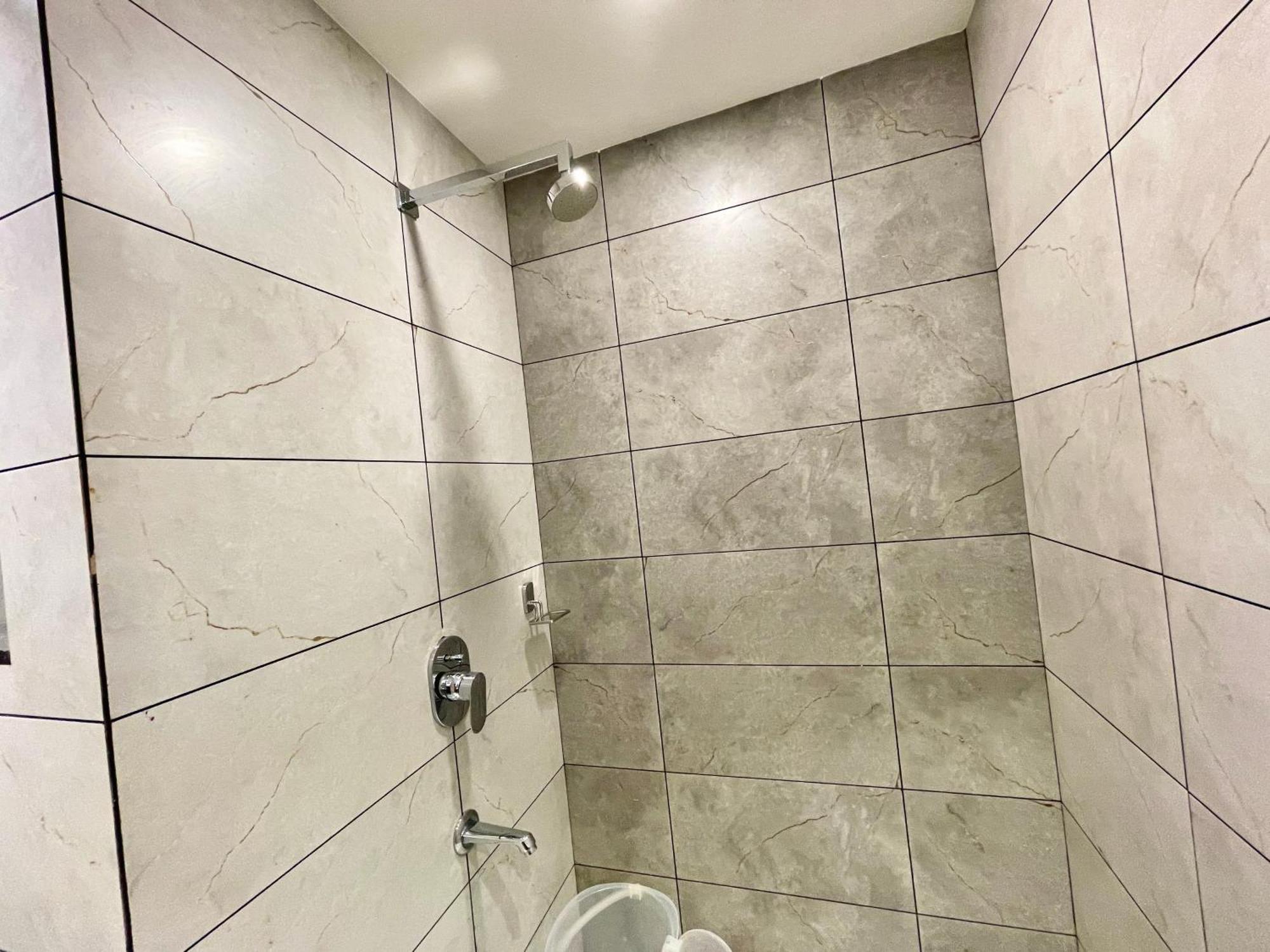 Hotel Rockbay, Puri Swimming-Pool, Near-Sea-Beach-And-Temple Fully-Air-Conditioned-Hotel With-Lift-And-Parking-Facility 3* Puri