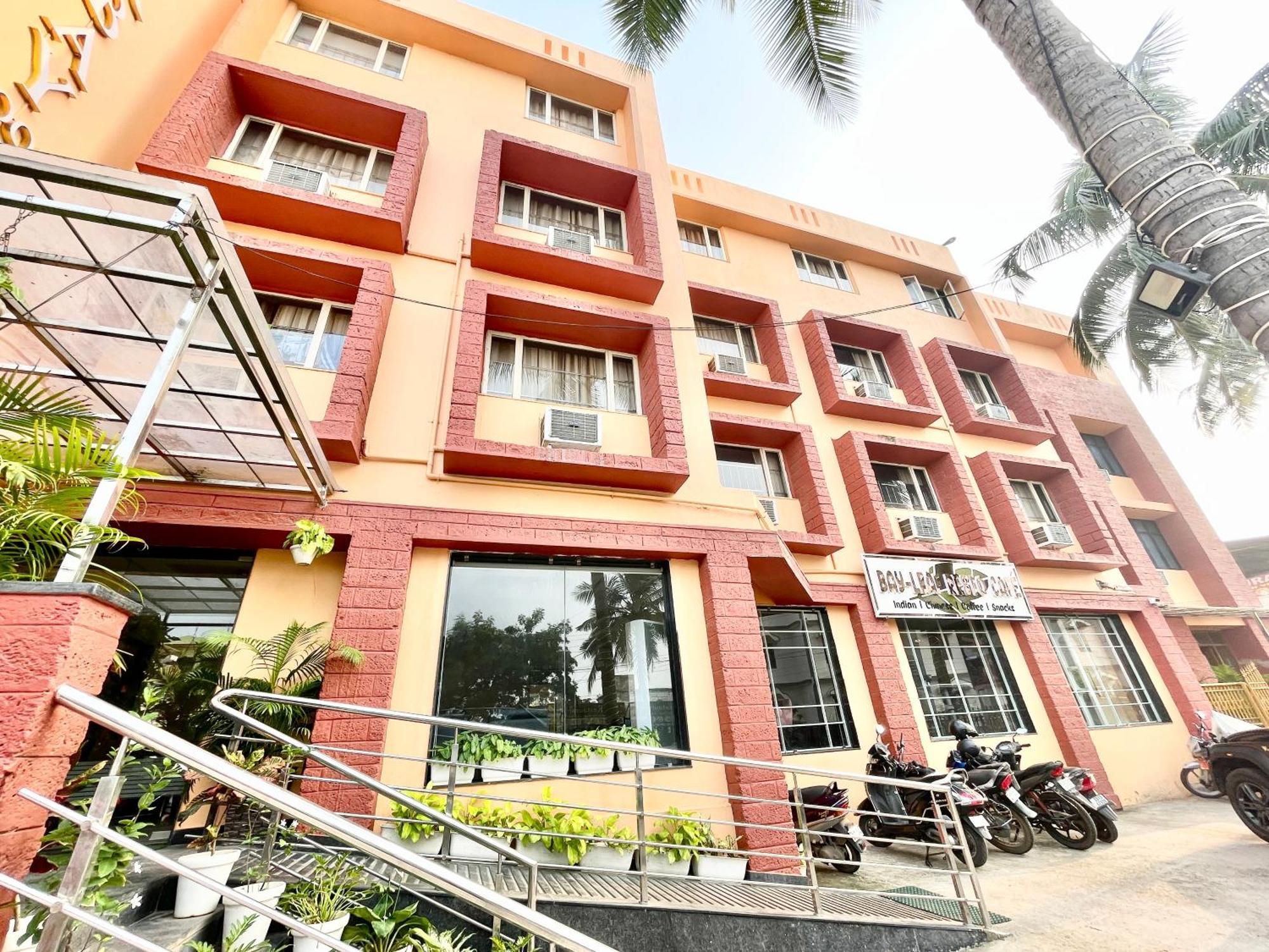 Hotel Hotel Rockbay, Puri Swimming-Pool, Near-Sea-Beach-And-Temple Fully-Air-Conditioned-Hotel With-Lift-And-Parking-Facility Puri