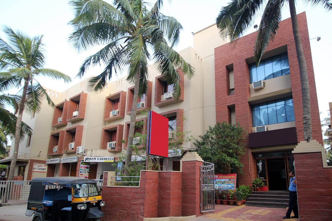 Hotel Hotel Rockbay, Puri Swimming-Pool, Near-Sea-Beach-And-Temple Fully-Air-Conditioned-Hotel With-Lift-And-Parking-Facility 3*